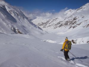 refuge en hiver accessible uniquement en ski